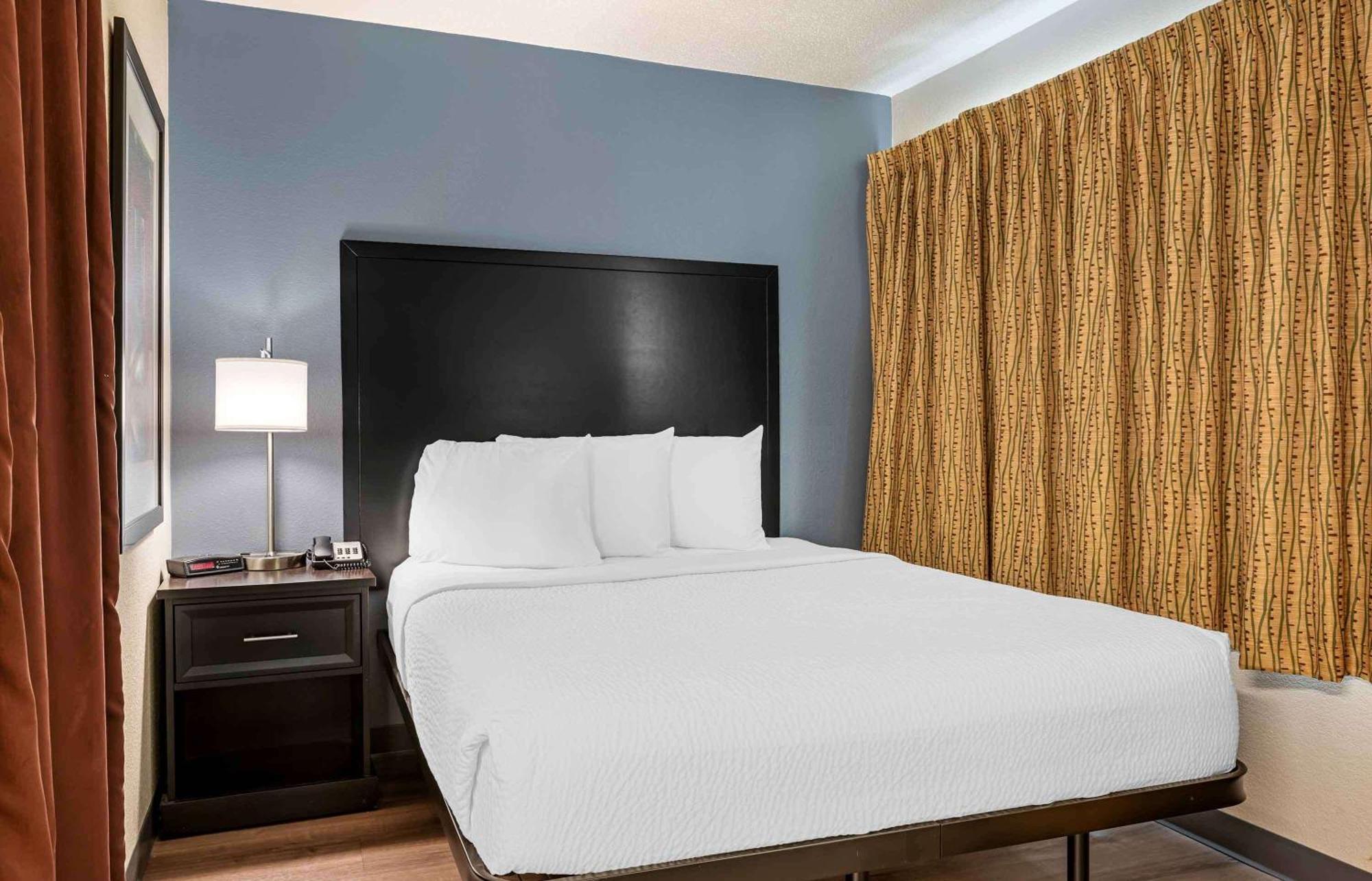 Extended Stay America Suites - Cincinnati - Blue Ash - Reed Hartman Exterior photo